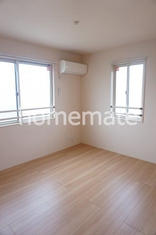 ルラーシュカーサの洋室