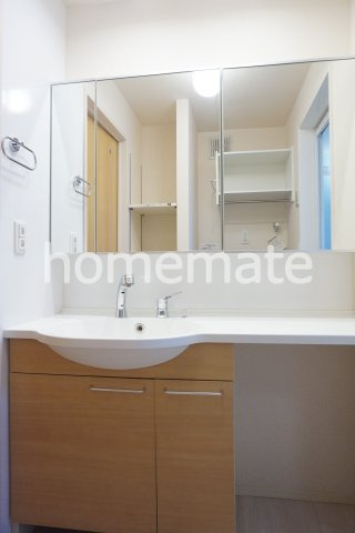 ルラーシュカーサの独立洗面台