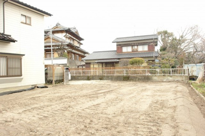 【前面道路含む現地写真】 | プライバシー×日当り　五郎丸1区画分譲地