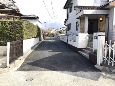 【前面道路含む現地写真】 | プライバシー×日当り　五郎丸1区画分譲地