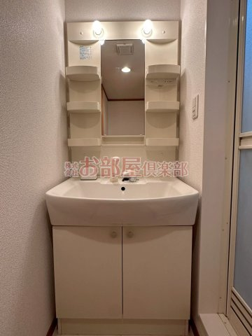 リベルテIの洗面所|コンパクトで使いやすい洗面所