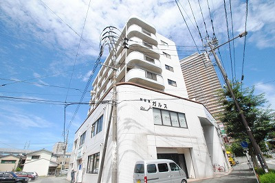 ブランビルの外観