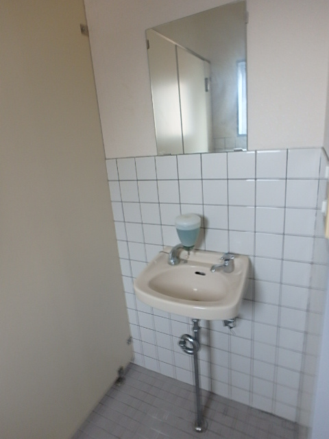 スポック貸事務所のその他|2階