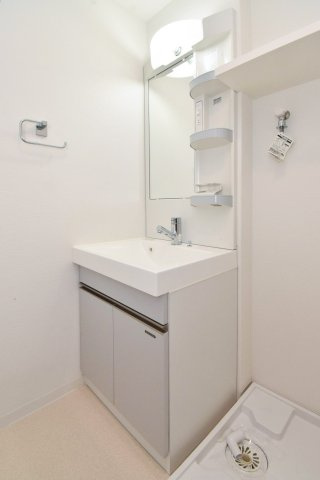 サヴォイラルカンジュ　2階の洗面所|別号室のものになります。現状優先。