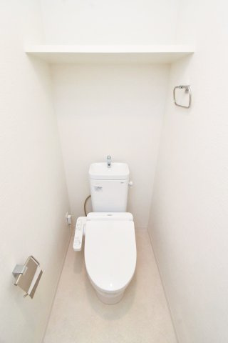 サヴォイラルカンジュ　2階のトイレ|別号室のものになります。現状優先。