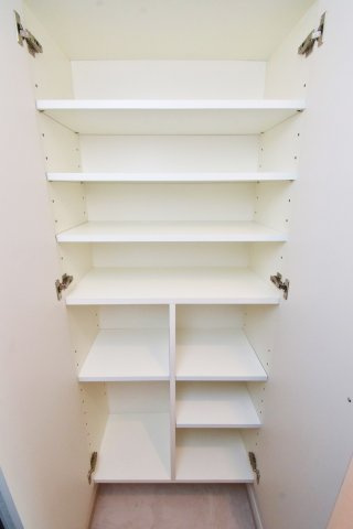 サヴォイラルカンジュ　2階の収納|別号室のものになります。現状優先。