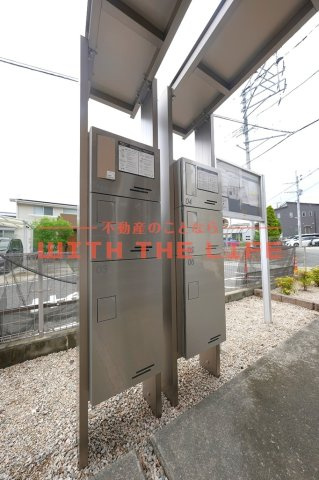 ブルースター【キャッシュバック対象物件】のエントランス|建物の内部です