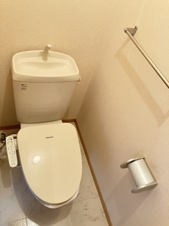 【トイレ】 | リファルジェント泉　D | トイレです
