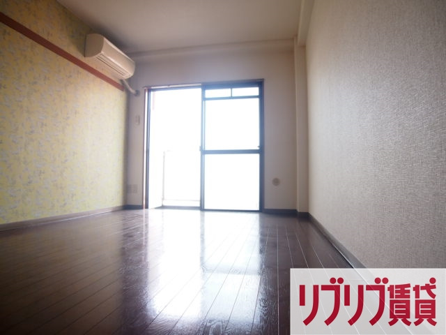 フォーヴァレービルの居間・リビング