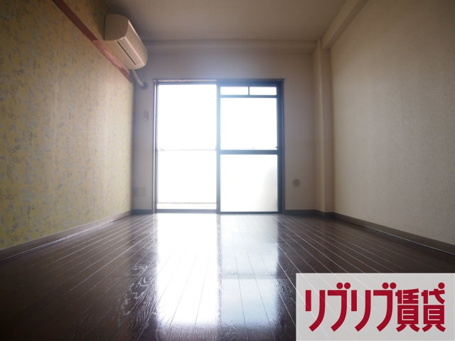 フォーヴァレービルの居間・リビング