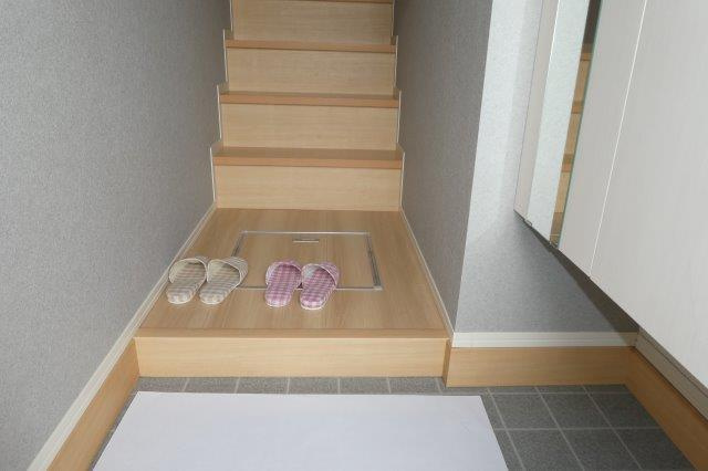 ウィンクルムBの玄関