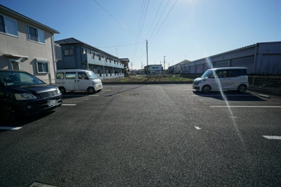 【駐車場】 | グレイスコート
