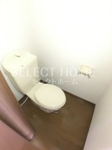 【トイレ】 | アンプルールリーブル彩美 | 清潔感のあるトイレです