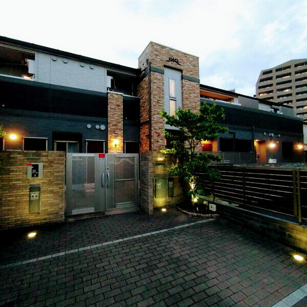 ラプレジオのエントランス