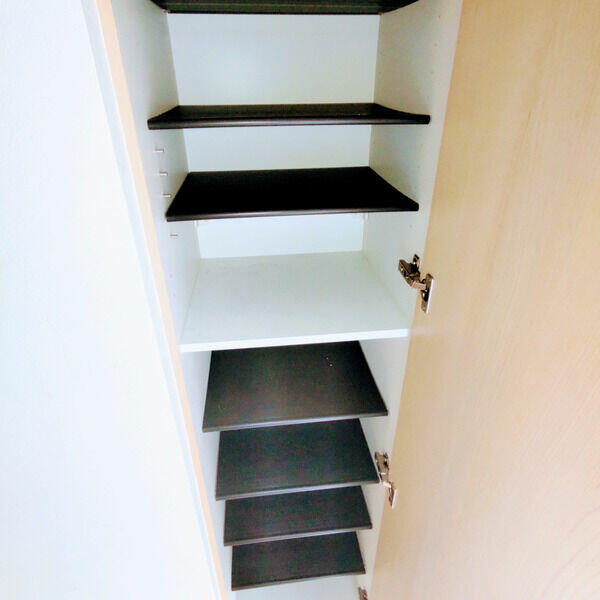 ラプレジオの玄関