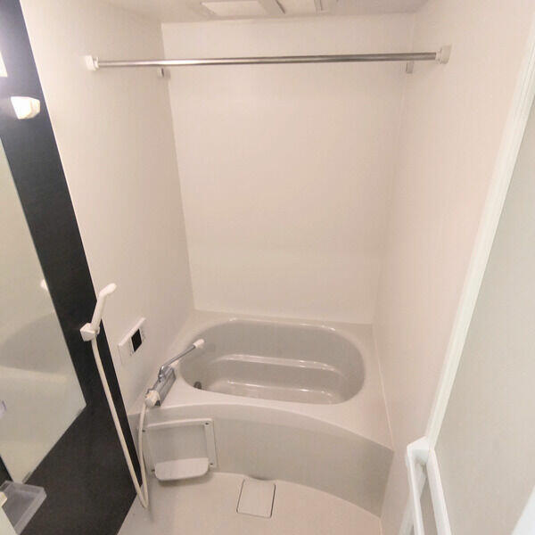 ラプレジオの浴室