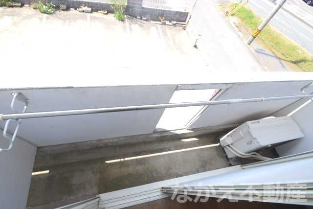 【バルコニー】 | 広々としたバルコニーです