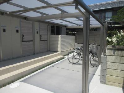 セレーネ四条の駐車場|駐輪場