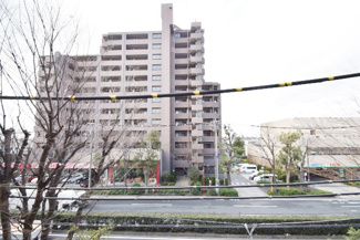 【展望】 | 物件のお問い合わせは、 ０１２０－７００－９６８までお気軽にどうぞ！
バルコニーからの眺望