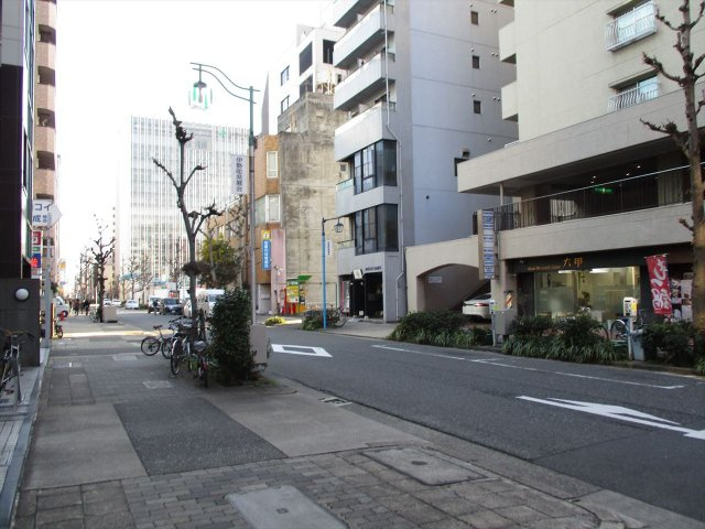 丸の内パーク・マンションの周辺