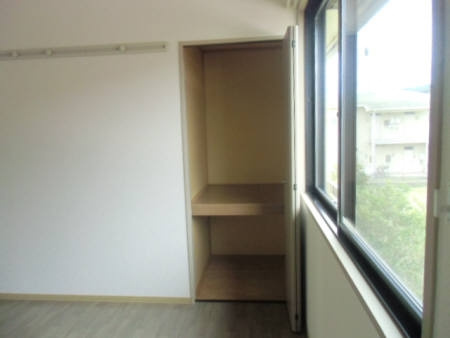 ブルンネンパークＢの洋室