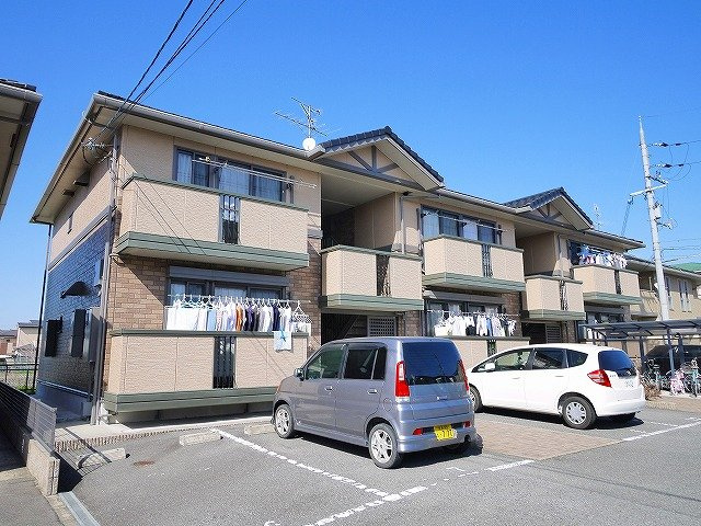 コンフォール（法華寺町）の外観