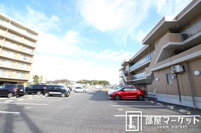 【駐車場】 | ＴＨＥ　Ｖｅｎｕｓ　ｏｆ　Ｗｈｉｔｅ　Ⅱ