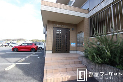 【エントランス】 | ＴＨＥ　Ｖｅｎｕｓ　ｏｆ　Ｗｈｉｔｅ　Ⅱ