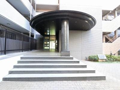 【エントランス】 | パークシティ綱島壱番街 | 東急東横線「綱島」駅徒歩13分。