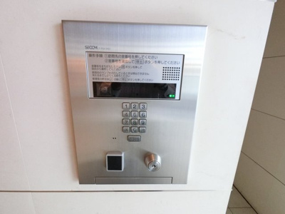 【その他共用部分】 | トワイシア横濱磯子 | オートロック付きのマンションです。
防犯面も安心です。