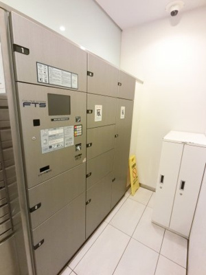【その他共用部分】 | トワイシア横濱磯子 | 宅配ボックス付きのマンションです。
ご不在時にも荷物が受け取れるので便利です。