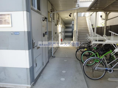 【エントランス】 | レオパレスルシェルブルー東大阪