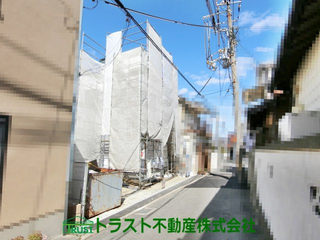 明石市林2期-1号棟　新築戸建の前面道路含む現地写真