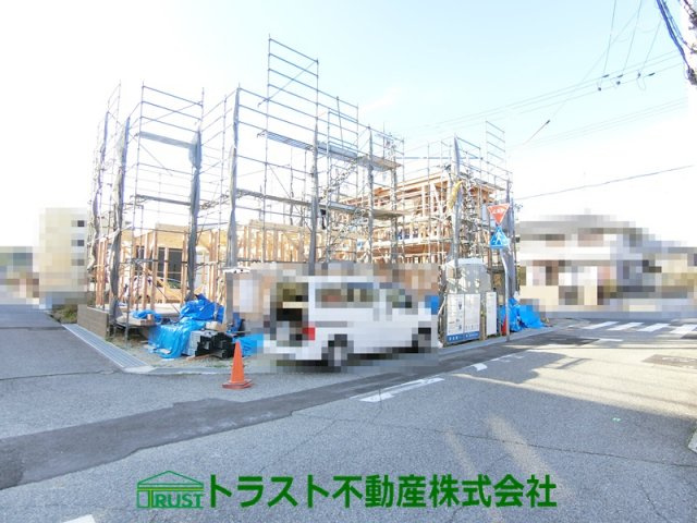 神戸市西区宮下新築戸建２号棟の前面道路含む現地写真