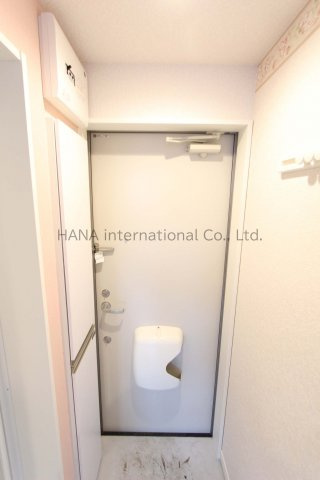 ユナイト東白楽ニーノ・ロータの玄関