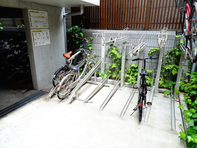 【エントランス】 | ウェルスクエアイズム初台