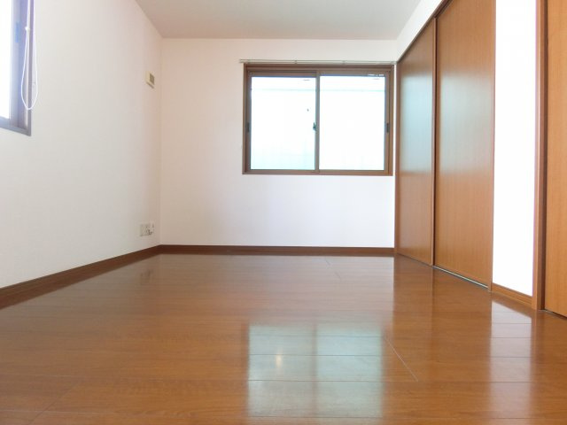 プチグリーンの寝室|同物件別部屋イメージ写真