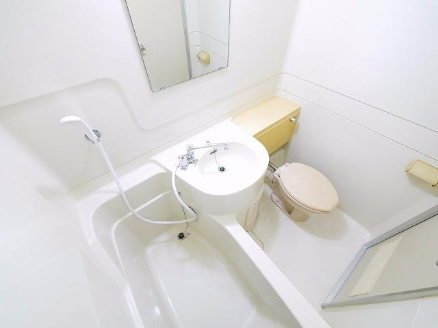 エヌエムドゥーズのトイレ|トイレもきれいです
