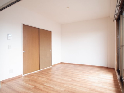 【寝室】 | ウィングマンション