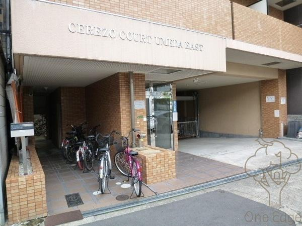 セレッソコート梅田東のエントランス