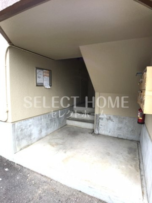 【エントランス】 | シャトルことぶき | ゆとりのあるエントランスです