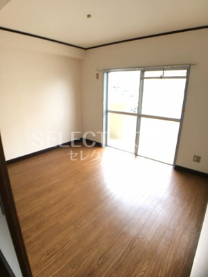 【寝室】 | シャトルことぶき | 寝室です