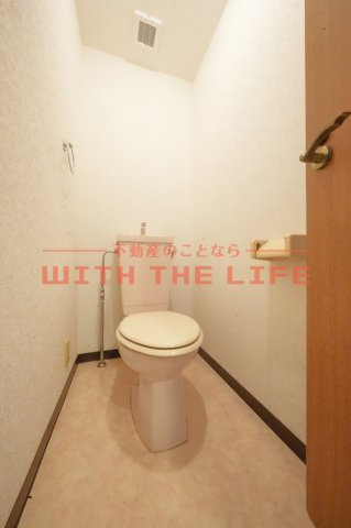 アーバンクルーザー六ツ門【キャッシュバック対象物件】のトイレ|落ち着いたトイレです