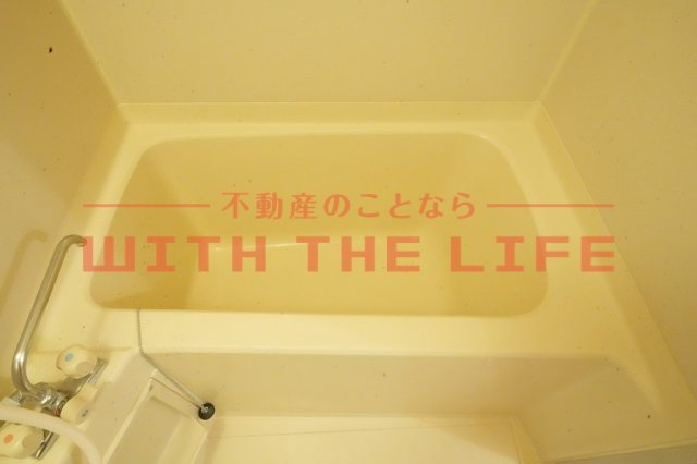 アーバンクルーザー六ツ門【キャッシュバック対象物件】の浴室|日々の疲れを癒すお風呂付です