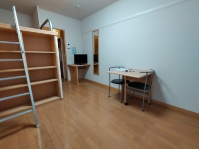 【居間・リビング】 | レオパレスラピスラズリ高井田