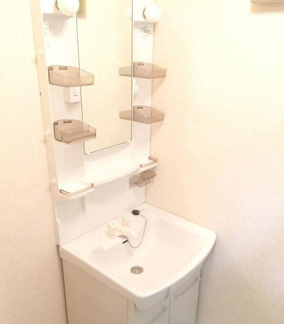 グランドゥールオークラの独立洗面台|別室参考写真