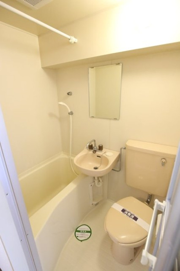 【設備】 | サンパレス南町 | 室内洗濯機置場