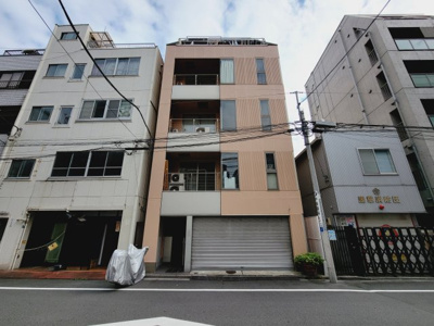 【外観】 | 田村ビル | 田村ビル　田原町駅から徒歩2分、浅草駅から徒歩5分の好立地・雷門の近く・静かな環境・オートロック付・ワンフロア占有・収納量豊富・通風良好