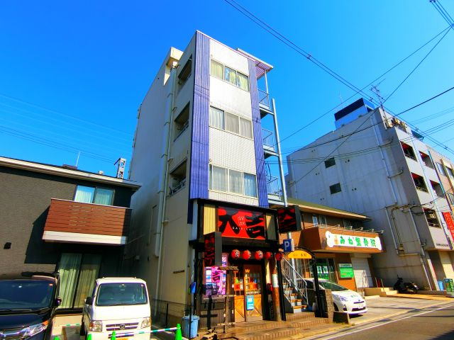 ViVi本町の外観