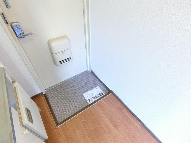 ViVi本町の玄関